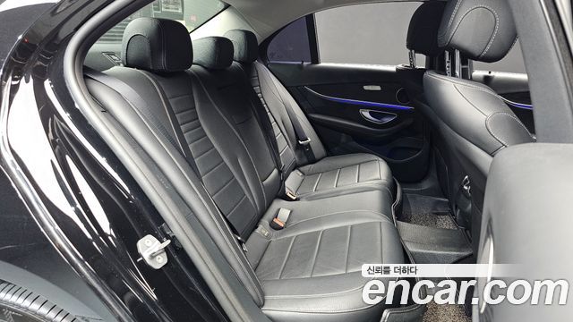 Mercedes-Benz E-Class (W213) E220d 4MATIC Avantgarde 2017 — фото 15