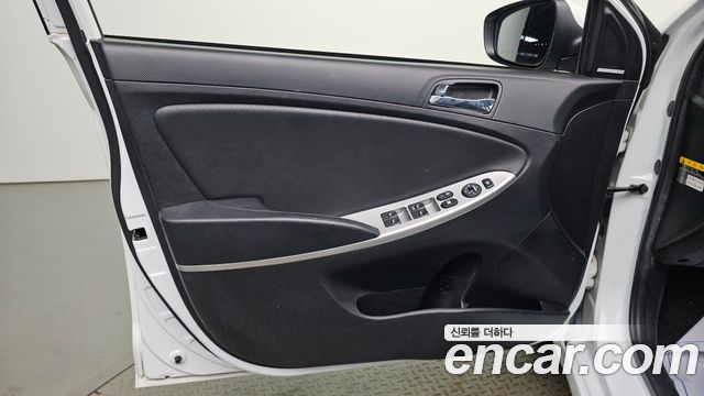 Hyundai Accent (New) 1.4 VVT Modern 2014 — фото 24