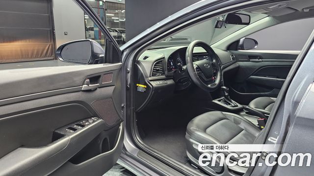 Hyundai Avante (AD) 1.6 GDI Value Plus 2018 — фото 10