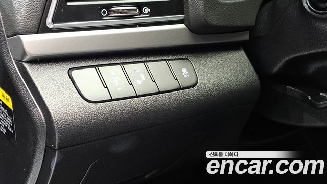 Hyundai Avante (AD) 1.6 GDI Value Plus 2018 — фото 16