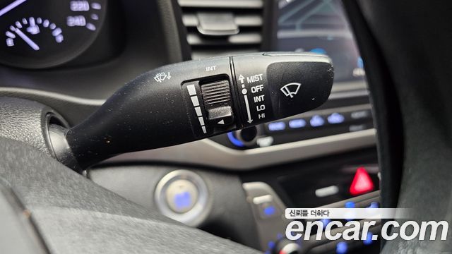 Hyundai Avante (AD) 1.6 GDI Value Plus 2018 — фото 20