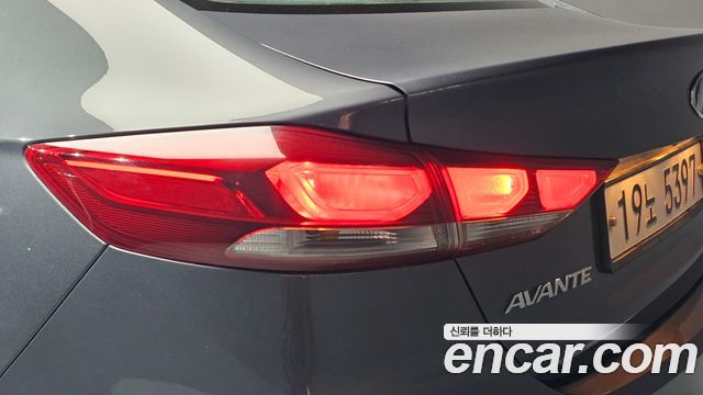 Hyundai Avante (AD) 1.6 GDI Value Plus 2018 — фото 23
