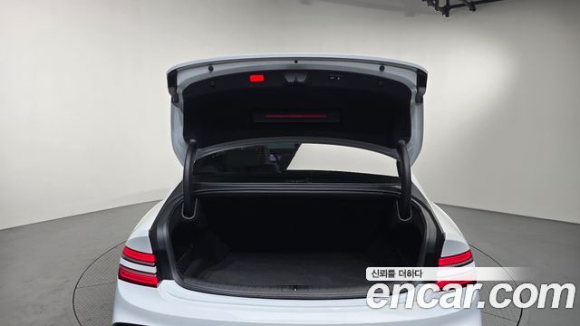 Genesis G80 (RG3) Gasoline 2.5 Turbo AWD 2026 — фото 19