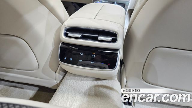 Genesis G80 (RG3) Gasoline 2.5 Turbo AWD 2026 — фото 30
