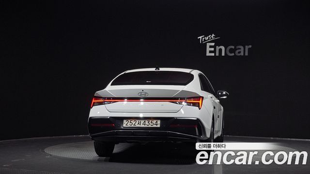 Hyundai Avante (CN7) 1.6 Inspiration 2025 — фото 4