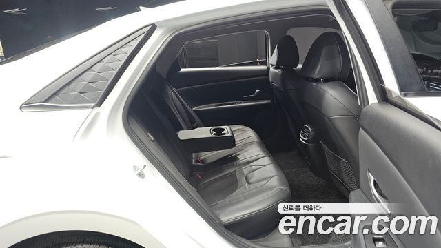 Hyundai Avante (CN7) 1.6 Inspiration 2025 — фото 11