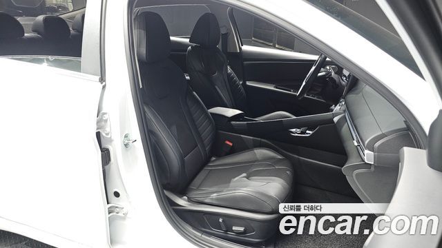 Hyundai Avante (CN7) 1.6 Inspiration 2025 — фото 26