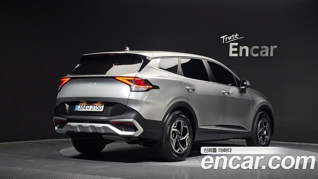 Kia Sportage (V) Diesel 2.0 2WD Prestige 2024 — фото 2