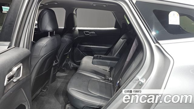 Kia Sportage (V) Diesel 2.0 2WD Prestige 2024 — фото 11