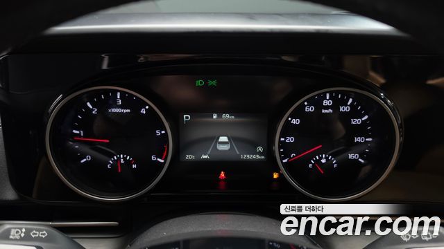 Kia Carnival (IV) Diesel 11-Seater Prestige 2021 — фото 8