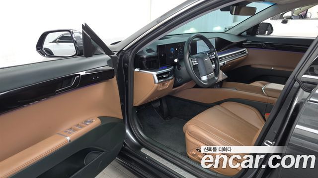 Hyundai Grandeur (GN7) 3,5 Gasoline 4WD Exclusive 2023 — фото 10