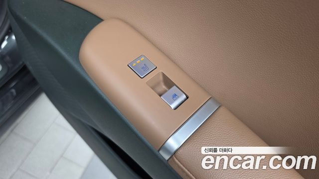 Hyundai Grandeur (GN7) 3,5 Gasoline 4WD Exclusive 2023 — фото 19