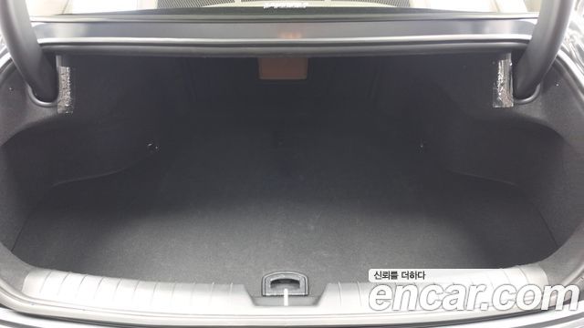 Hyundai Grandeur (GN7) 3,5 Gasoline 4WD Exclusive 2023 — фото 20