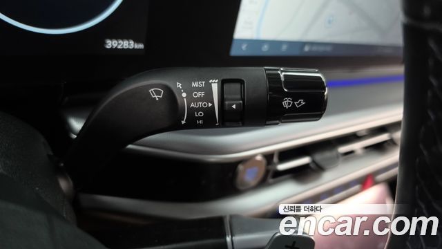 Hyundai Grandeur (GN7) 3,5 Gasoline 4WD Exclusive 2023 — фото 27