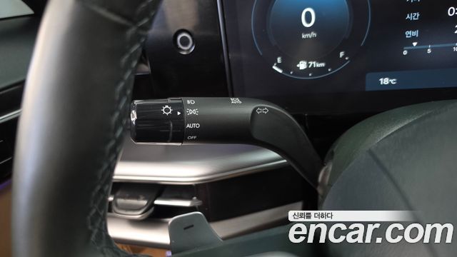 Hyundai Grandeur (GN7) 3,5 Gasoline 4WD Exclusive 2023 — фото 34