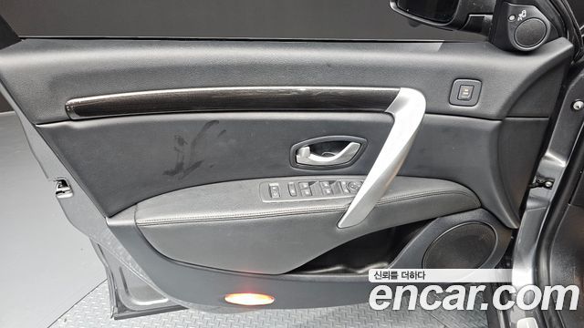 Renault Korea SM7 Nova LPLI 2.0 LPe Disabled 2019 — фото 24