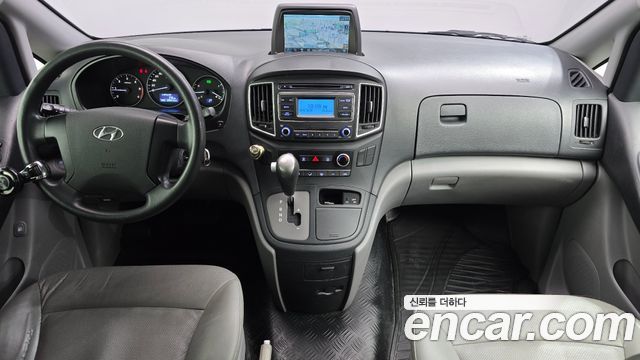 Hyundai Grand Starex Van 5-Seater Style 2019 — фото 7
