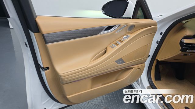 Genesis G80 (RG3) Gasoline 3.5 Turbo AWD 2025 — фото 30