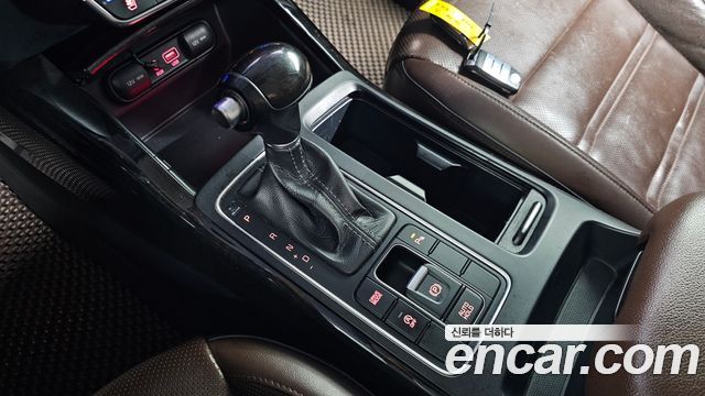 Kia Sorento Diesel 2.0 2WD Noblesse Special 2016 — фото 9