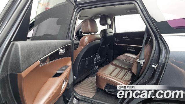 Kia Sorento Diesel 2.0 2WD Noblesse Special 2016 — фото 11