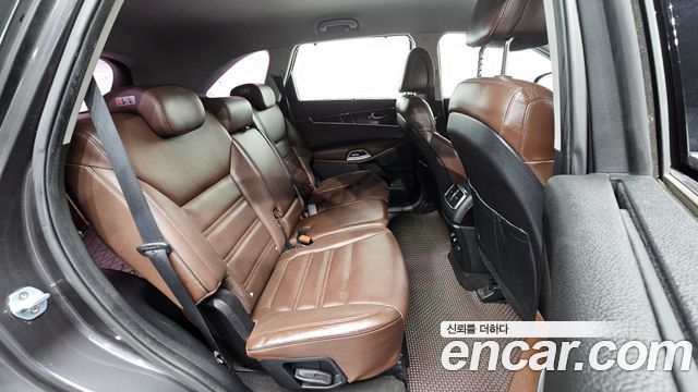 Kia Sorento Diesel 2.0 2WD Noblesse Special 2016 — фото 12