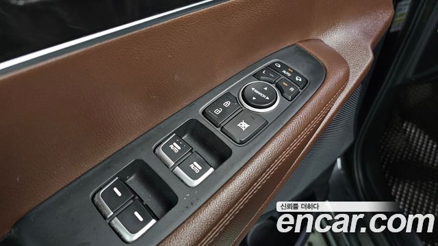 Kia Sorento Diesel 2.0 2WD Noblesse Special 2016 — фото 13