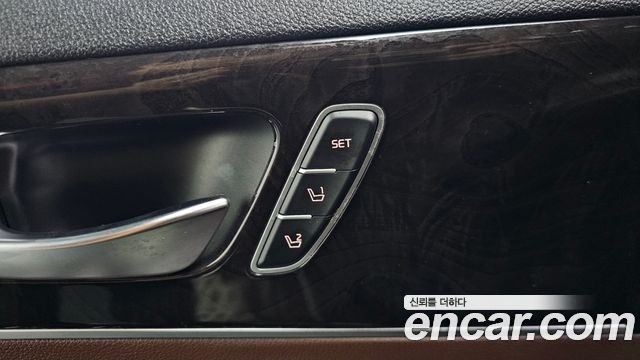 Kia Sorento Diesel 2.0 2WD Noblesse Special 2016 — фото 14