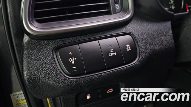 Kia Sorento Diesel 2.0 2WD Noblesse Special 2016 — фото 15