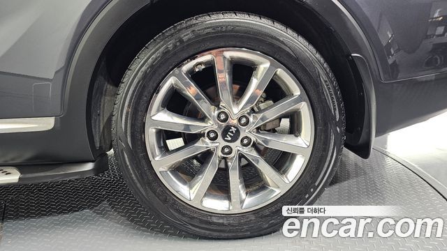 Kia Sorento Diesel 2.0 2WD Noblesse Special 2016 — фото 21