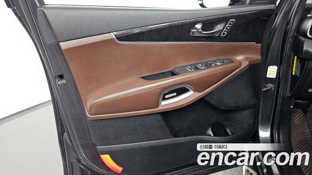 Kia Sorento Diesel 2.0 2WD Noblesse Special 2016 — фото 24