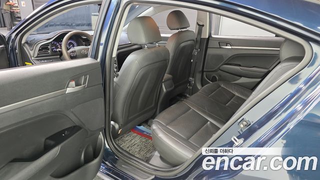 Hyundai Avante (AD) 1.6 Style 2019 — фото 11