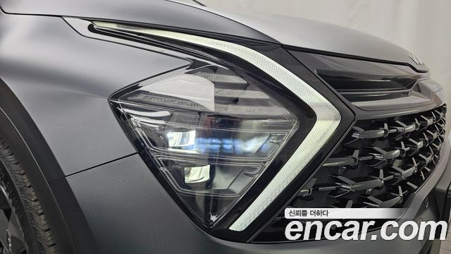 Kia Sportage Hybrid (V) 30Th Edition 2WD 2024 — фото 22