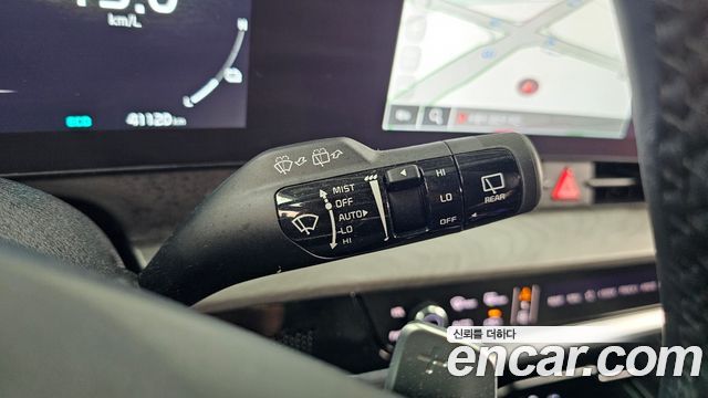 Kia Sportage Hybrid (V) 30Th Edition 2WD 2024 — фото 28