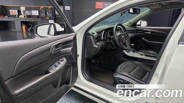 Chevrolet Malibu 2.0 LT Deluxe Pack 2015 — фото 10