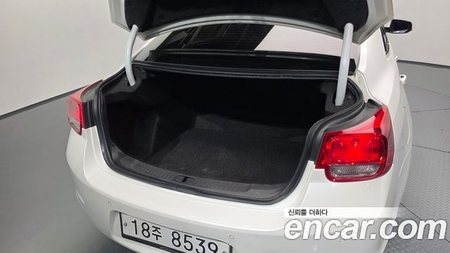 Chevrolet Malibu 2.0 LT Deluxe Pack 2015 — фото 20