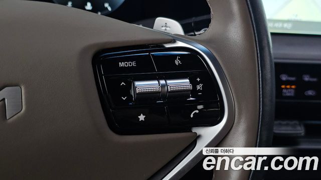 Kia K8 2.5 Gasoline 2WD Signature 2023 — фото 29