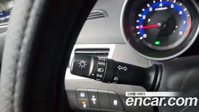 Hyundai Avante 1.6 GDi Smart Standard 2014 — фото 19