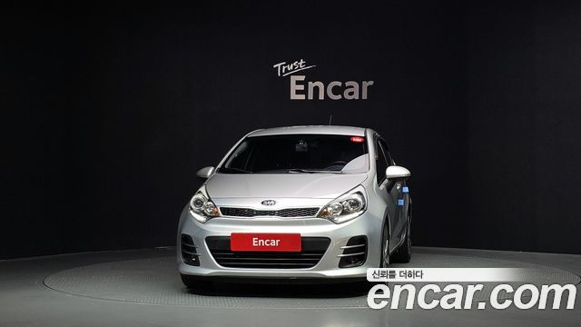 Kia Pride 5DR 1.6 GDI Prestige 2015 — фото 3