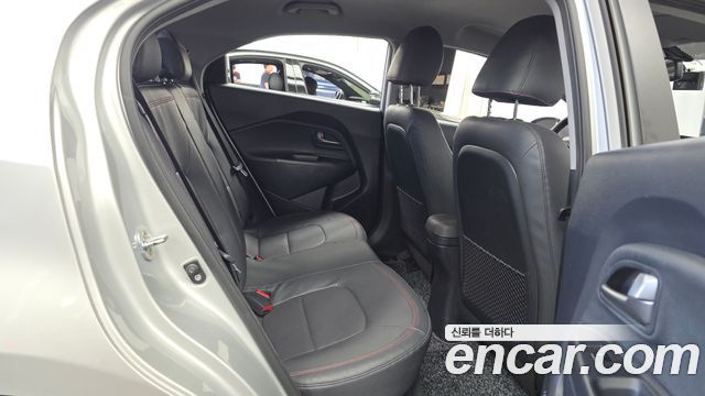 Kia Pride 5DR 1.6 GDI Prestige 2015 — фото 12