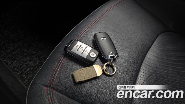 Kia Pride 5DR 1.6 GDI Prestige 2015 — фото 26