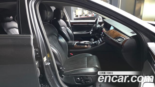 Genesis EQ900 3.8 GDI AWD Prestige 2018 — фото 11