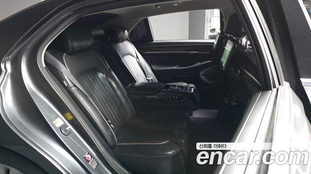 Genesis EQ900 3.8 GDI AWD Prestige 2018 — фото 12