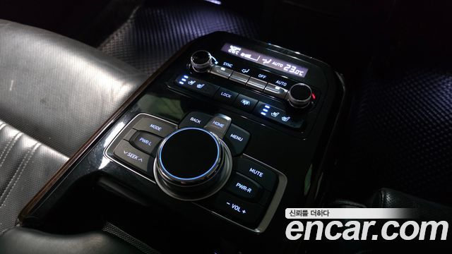 Genesis EQ900 3.8 GDI AWD Prestige 2018 — фото 19