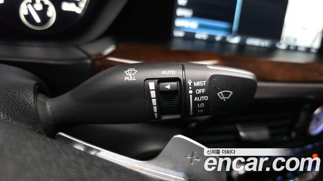 Genesis EQ900 3.8 GDI AWD Prestige 2018 — фото 29