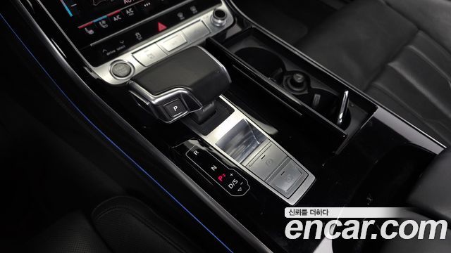 Audi A8 (D5) 60 TFSI Quattro LWB 2021 — фото 9