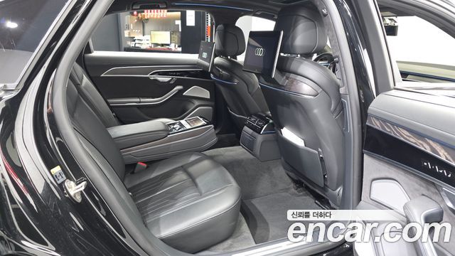 Audi A8 (D5) 60 TFSI Quattro LWB 2021 — фото 11