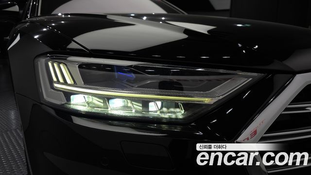 Audi A8 (D5) 60 TFSI Quattro LWB 2021 — фото 22