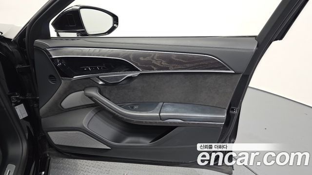 Audi A8 (D5) 60 TFSI Quattro LWB 2021 — фото 24