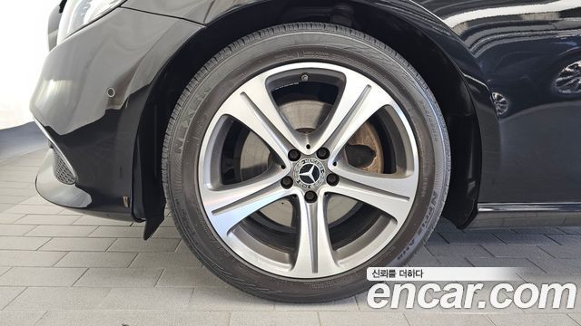 Mercedes-Benz E-Class (W213) E250 Avantgarde 2020 — фото 5