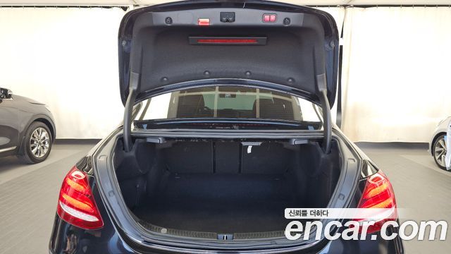Mercedes-Benz E-Class (W213) E250 Avantgarde 2020 — фото 20